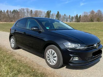 Gebraucht VW Polo Comfortline 80 PS (58 kW) 2019 Schwarz Kleinwagen