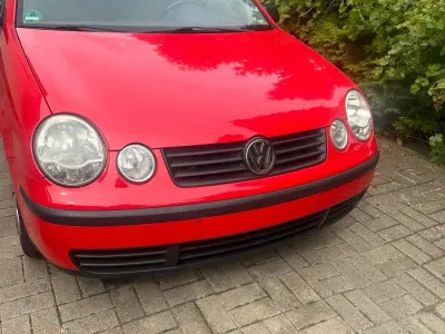 Gebraucht VW Polo 54 PS (39 kW) 2002 Rot Kleinwagen
