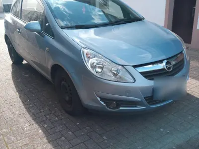 Używany Opel Corsa 70 KM (51 kW) 2006 Niebieski Hatchback