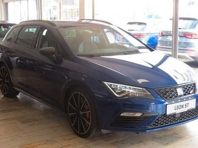 Usata Seat Leon 4Drive 300 CV (220 kW) 2017 Blu Berlina