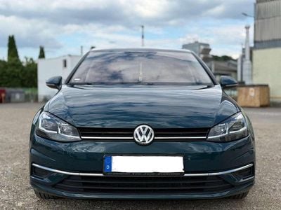 Gebraucht VW Golf VII Comfortline 116 PS (85 kW) 2017 Grün Kleinwagen