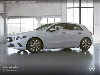 Gebraucht Mercedes A250 218 PS (160 kW) 2021
