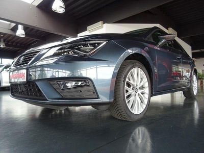 Usata Seat Leon ST Style 131 CV (96 kW) 2019 Grigio Station wagon