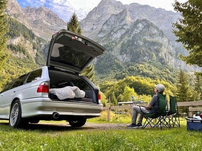 Gebraucht BMW 520 170 PS (125 kW) 2003 Silber Limousine