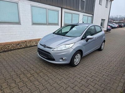 Grau Gebraucht 2012 Ford Fiesta Titanium Limousine | 4.490 € (Fairer Preis)