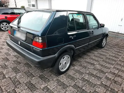 Gebraucht VW Golf II 60 PS (44 kW) 1990 Blau Kleinwagen