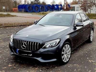 Grau Gebraucht 2014 Mercedes C180 Limousine | 15.990 € (Fairer Preis)
