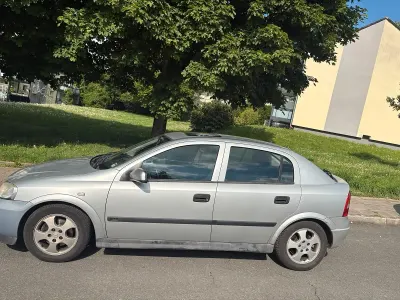Usado Opel Astra 136 HP (100 kW) 1999 Cinzento Carrinha