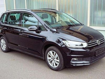 Schwarz Gebraucht 2024 VW Touran Comfortline Van / Kleinbus | 35.000 € (Fairer Preis)