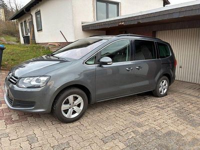 Gebraucht VW Sharan Comfortline 140 PS (102 kW) 2011 Grau Van / Kleinbus