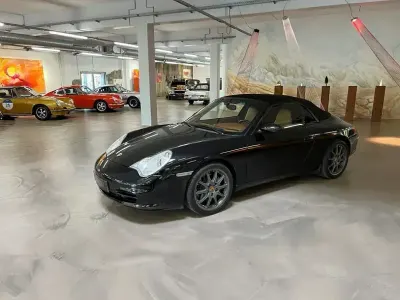 Usata Porsche 911 235 CV (172 kW) 2003 Nero Cabrio