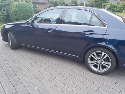 Mercedes E300