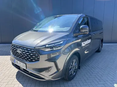 Gebraucht Ford Tourneo Custom Titanium 170 PS (125 kW) 2026 Grau Van
