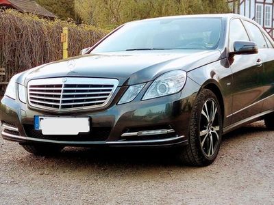 Mercedes E200
