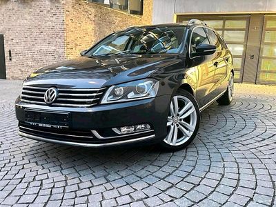Gebraucht VW Passat Highline 160 PS (117 kW) 2012 Braun Kombi