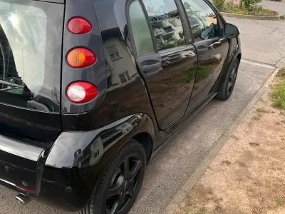 Usata Smart ForFour 75 CV (55 kW) 2004 Nero Utilitaria