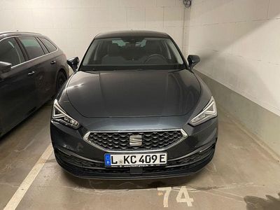 Grau Gebraucht 2021 Seat Leon XCELLENCE Limousine | 20.000 € (Guter Preis)