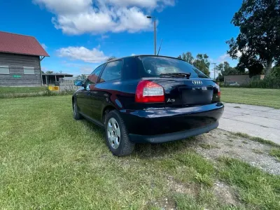 Gebraucht Audi A3 102 PS (75 kW) 2001 Blau Kleinwagen