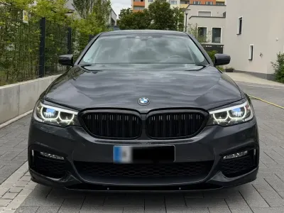 Gebraucht BMW 530 Sport Line 265 PS (194 kW) 2018 Grau Limousine