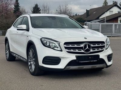 Mercedes GLA200