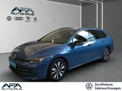 Gebraucht VW Golf VIII Goal 150 PS (110 kW) 2025 Blau Kombi
