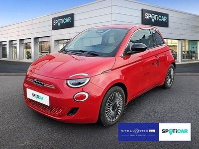 Gebraucht Fiat 500e Red 86 kW (118 PS) 2025 Rot Kleinwagen