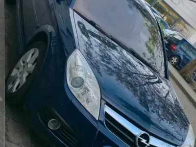 Gebraucht Opel Signum 155 PS (114 kW) 2006 Blau Kleinwagen