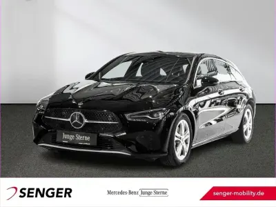 Gebraucht Mercedes CLA180 Shooting Brake 136 PS (100 kW) 2024 Unilack nachtschwarz Kombi