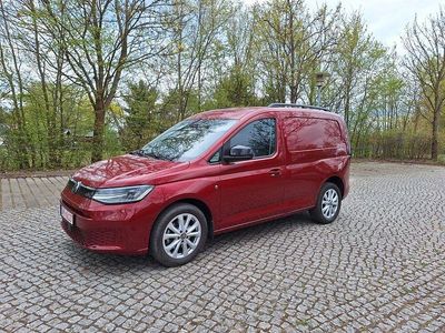 Gebraucht VW Caddy 122 PS (89 kW) 2022 Fortanarot Van / Kleinbus