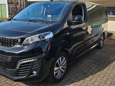 Usado Peugeot Traveller Business-Line 177 CV (130 kW) 2021 Negro Monovolumen