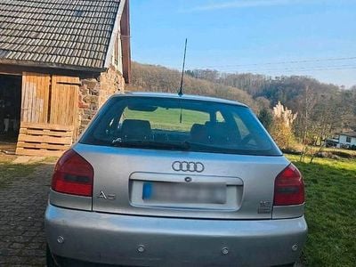 Second-hand Audi A3 101 CP (74 kW) 2000 Argintiu Hatchback