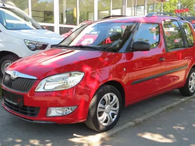 Gebraucht Skoda Roomster Plus Edition 86 PS (63 kW) 2012 Corridarot Van / Kleinbus