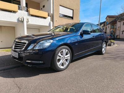 Mercedes E300