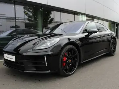 Neu Porsche Panamera 544 PS (400 kW) 2026 Tiefschwarzmetallic (metallic) Kleinwagen