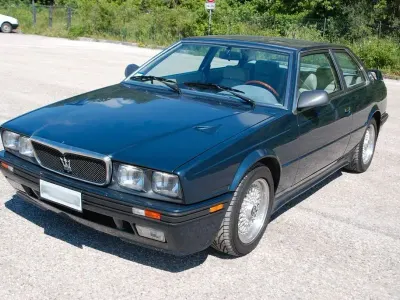 Usata Maserati 222 220 CV (161 kW) 1988 Blu Coupé