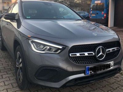 gebraucht Mercedes GLA200 GLA 7G-DCT Progressive