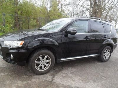 Second-hand Mitsubishi Outlander Motion 177 CP (130 kW) 2011 Negru SUV