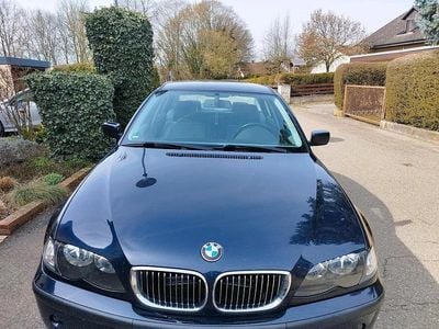 Gebraucht BMW 318 143 PS (105 kW) 2002 Blau Limousine