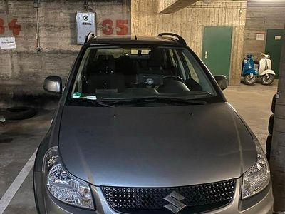 Gebraucht Suzuki SX4 135 PS (99 kW) 2009 Silber Kleinwagen