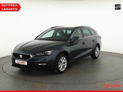 Grau Gebraucht 2022 Seat Leon ST Style Kombi | 21.990 € (Fairer Preis)