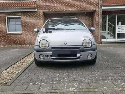 Silber Gebraucht 2006 Renault Twingo Initiale Kleinwagen | 2.199 € (Teuer)