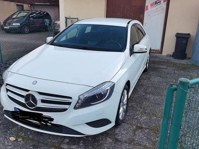 Weiß Gebraucht 2013 Mercedes A180 Limousine | 9.000 € (Guter Preis)