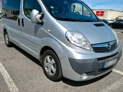 Używany Opel Vivaro 2014 Szary Minivan