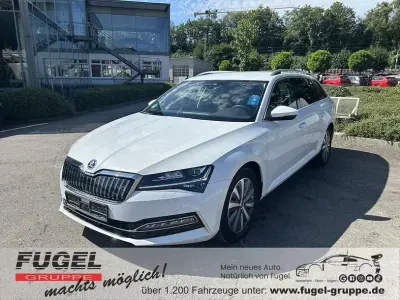 Gebraucht Skoda Superb Style 218 PS (160 kW) 2021 Moonweiss metallic Kombi