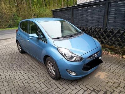 Usata Hyundai ix20 90 CV (66 kW) 2014 Blu Utilitaria