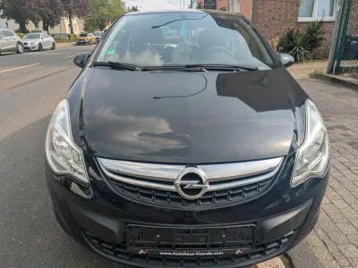 Gebraucht Opel Corsa Selection 69 PS (50 kW) 2012 Schwarz Kleinwagen