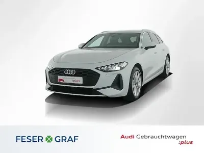 Gebraucht Audi A5 Sport 204 PS (150 kW) 2025 Gletscherweiß metallic Kombi