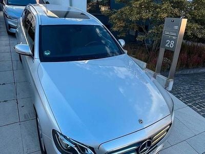 Mercedes E300