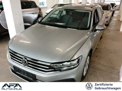 Gebraucht VW Passat Conceptline 150 PS (110 kW) 2022 Silber Kombi