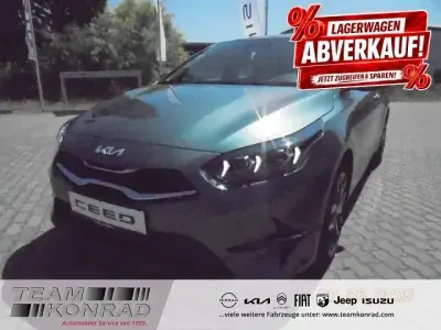 Gebraucht Kia Ceed Spirit 140 PS (102 kW) 2024 Andere Kleinwagen